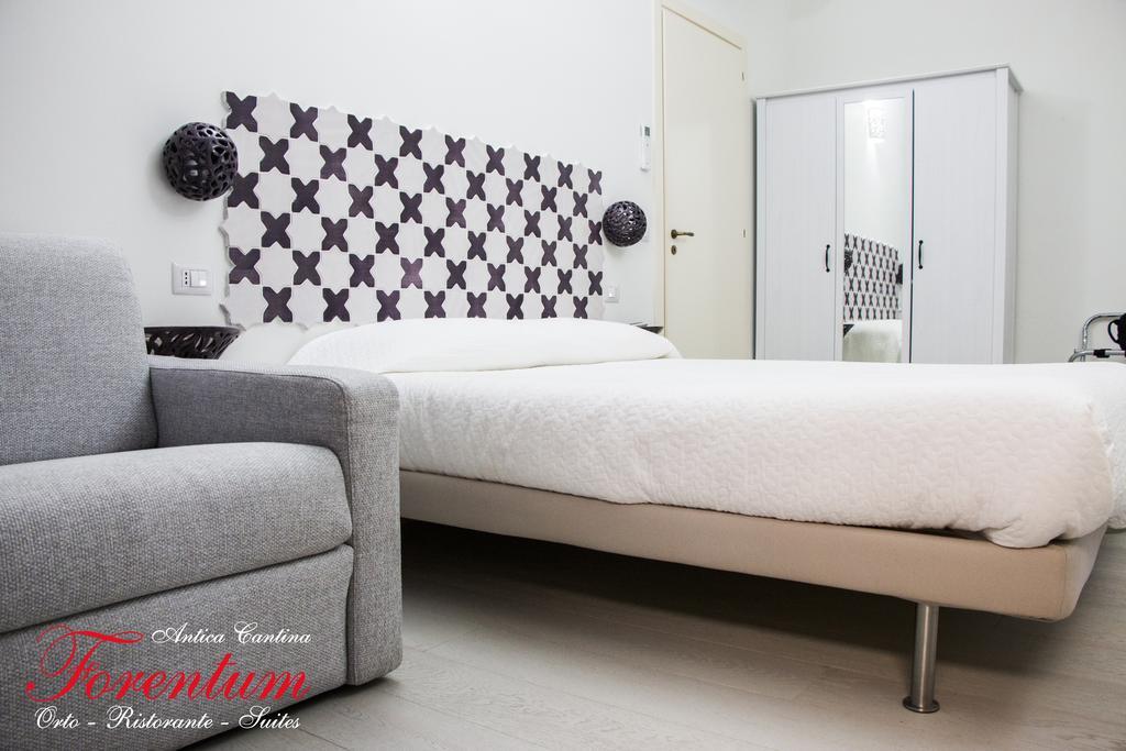Forentum Suite Lavello Bagian luar foto