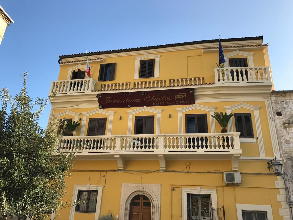 Forentum Suite Lavello Bagian luar foto